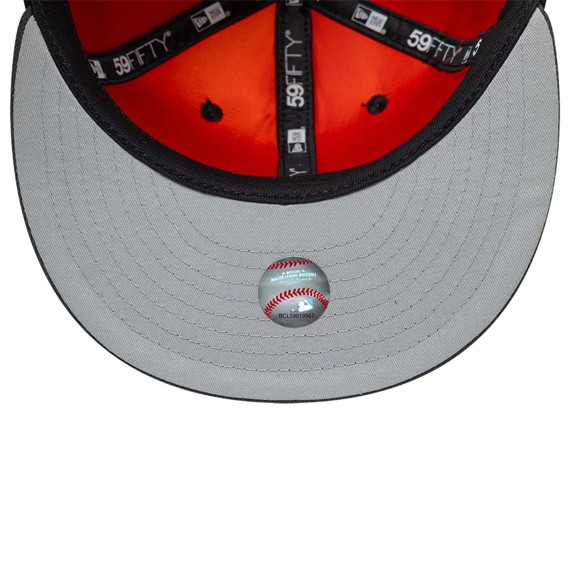 Pictured is this MLB Multi Logo San Francisco Giants 59FIFTY Fitted cap in black. 2