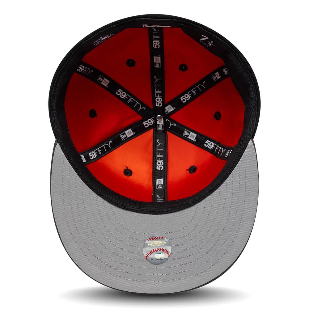 Pictured is this MLB Multi Logo San Francisco Giants 59FIFTY Fitted cap in black. 2