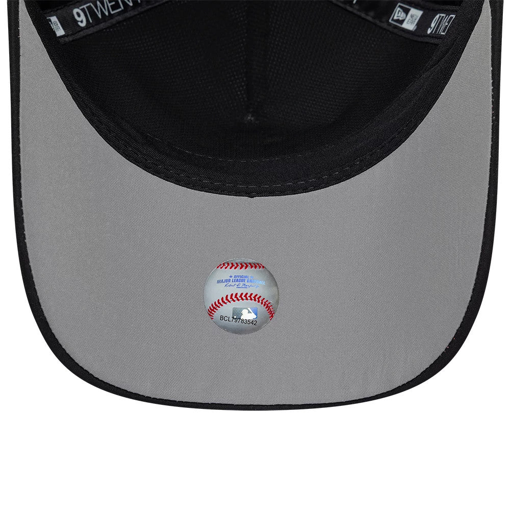 San Francisco Giants MLB Panel Black New Era 9TWENTY A-Frame Adjustable Cap, inside view showing the grey undervisor with an official MLB holographic sticker in the centre, black interior taping with 9TWENTY branding, and a black sweatband.