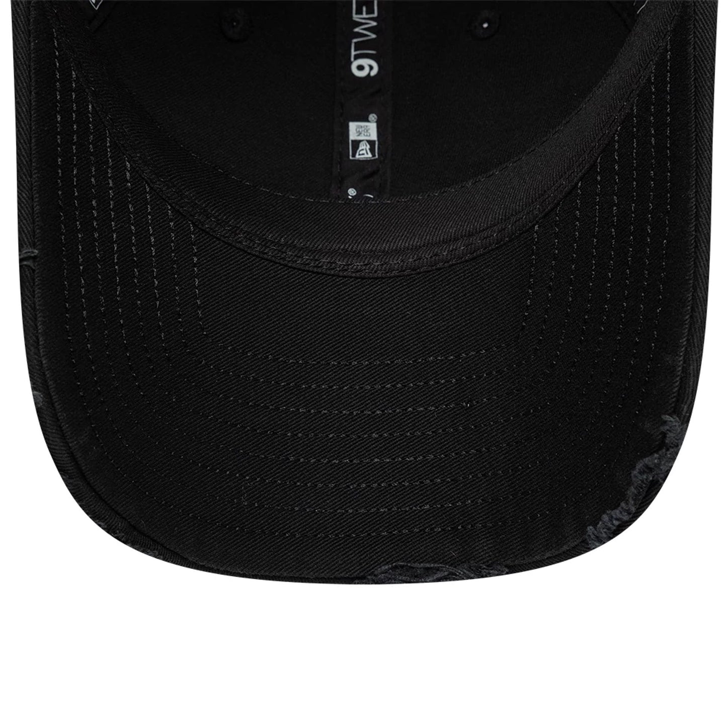 Pictured is this Washed Graphic 24HR Le Mans 9TWENTY cap in black. 6