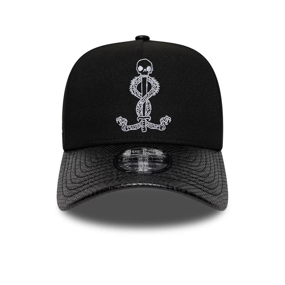 Pictured is this Harry Potter Slytherin 9FORTY A-Frame cap in black. 3