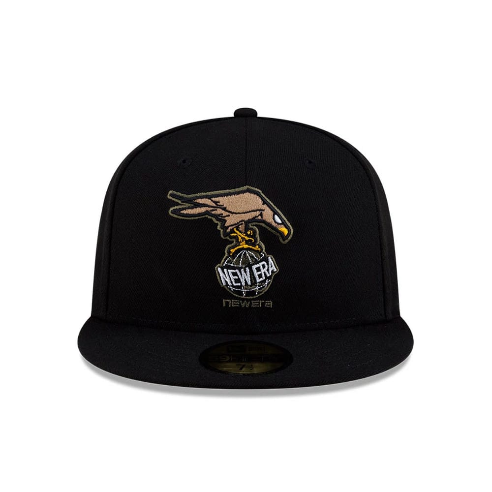 Pictured is this Roji Soccer 59FIFTY Fitted cap in black. 3
