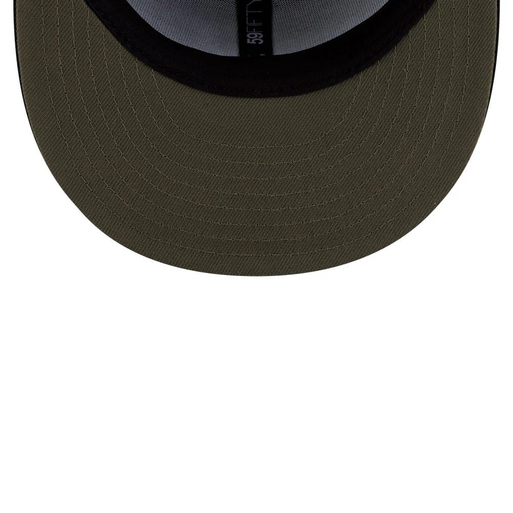 Pictured is this Roji Soccer 59FIFTY Fitted cap in black. 2