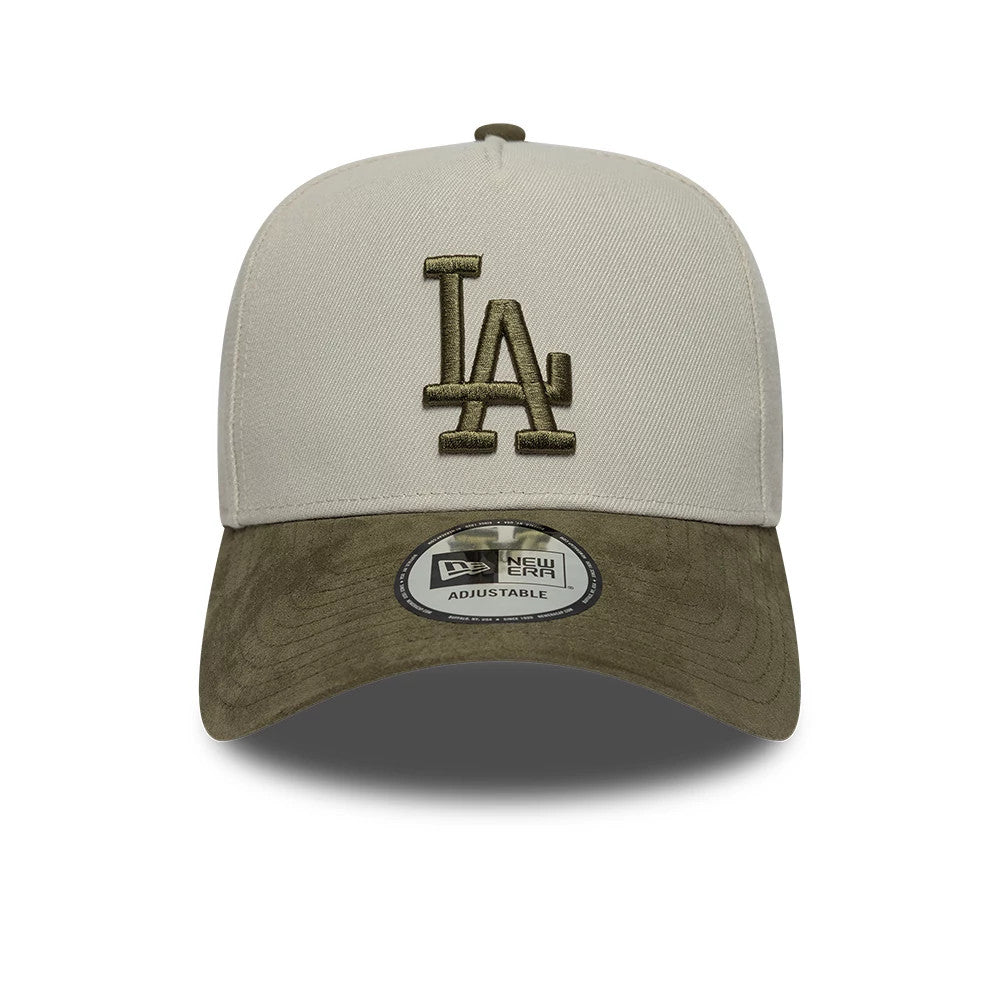 Pictured is this MLB Suede Visor LA Dodgers 9FORTY E-Frame cap in light beige. 2