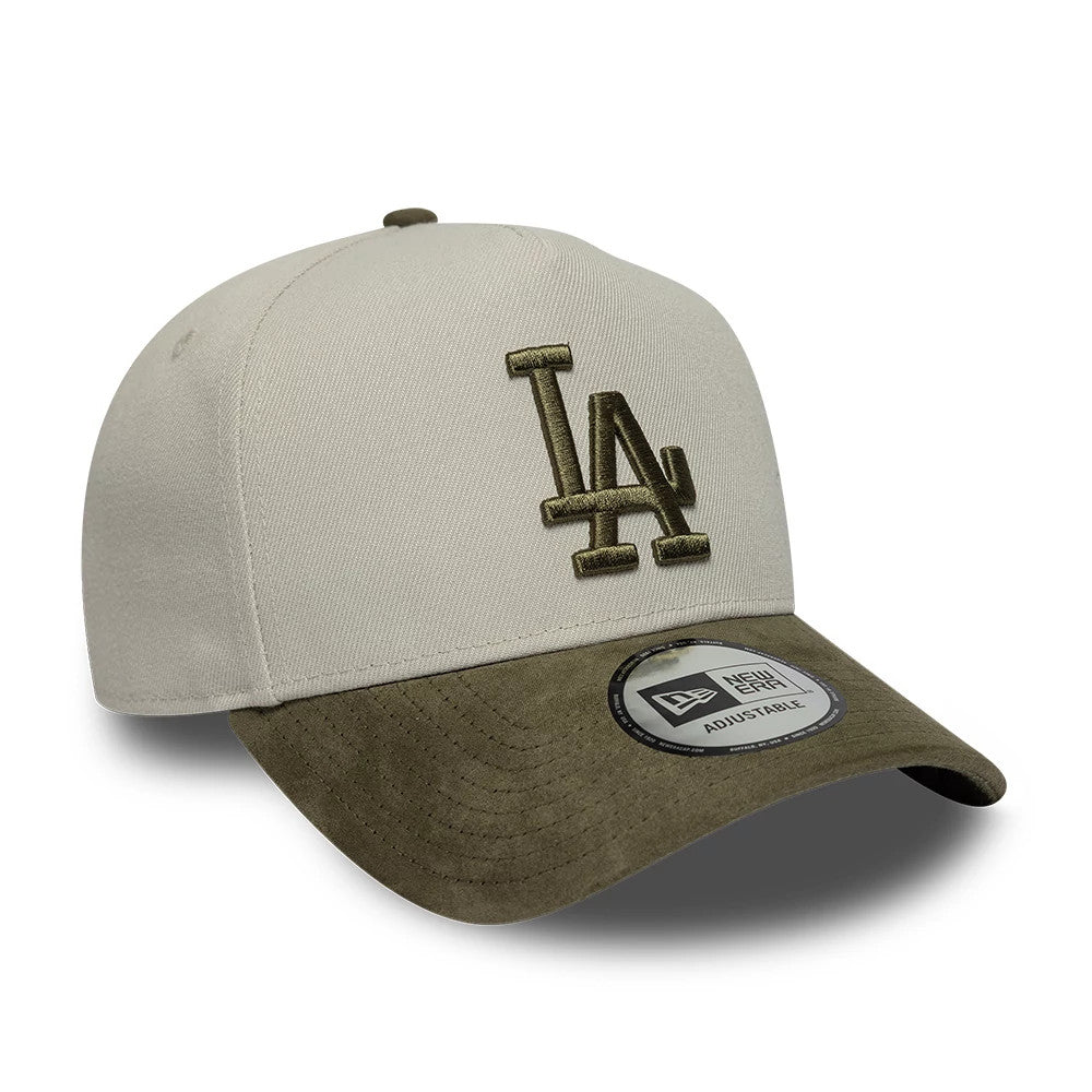 Pictured is this MLB Suede Visor LA Dodgers 9FORTY E-Frame cap in light beige. 3