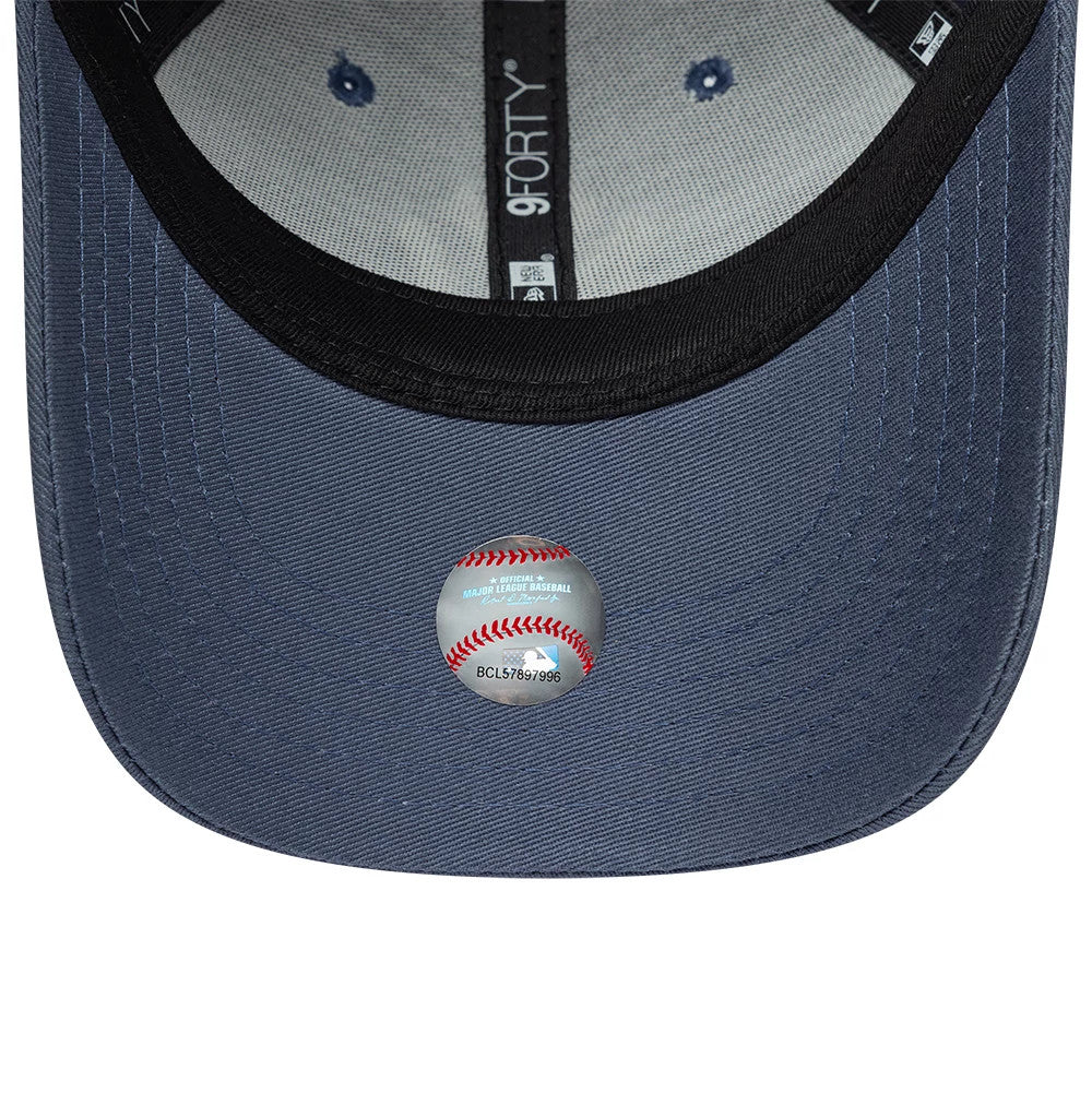 Pictured is this Youth MLB League Essential New York Yankees 9FORTY cap in dark blue. 5