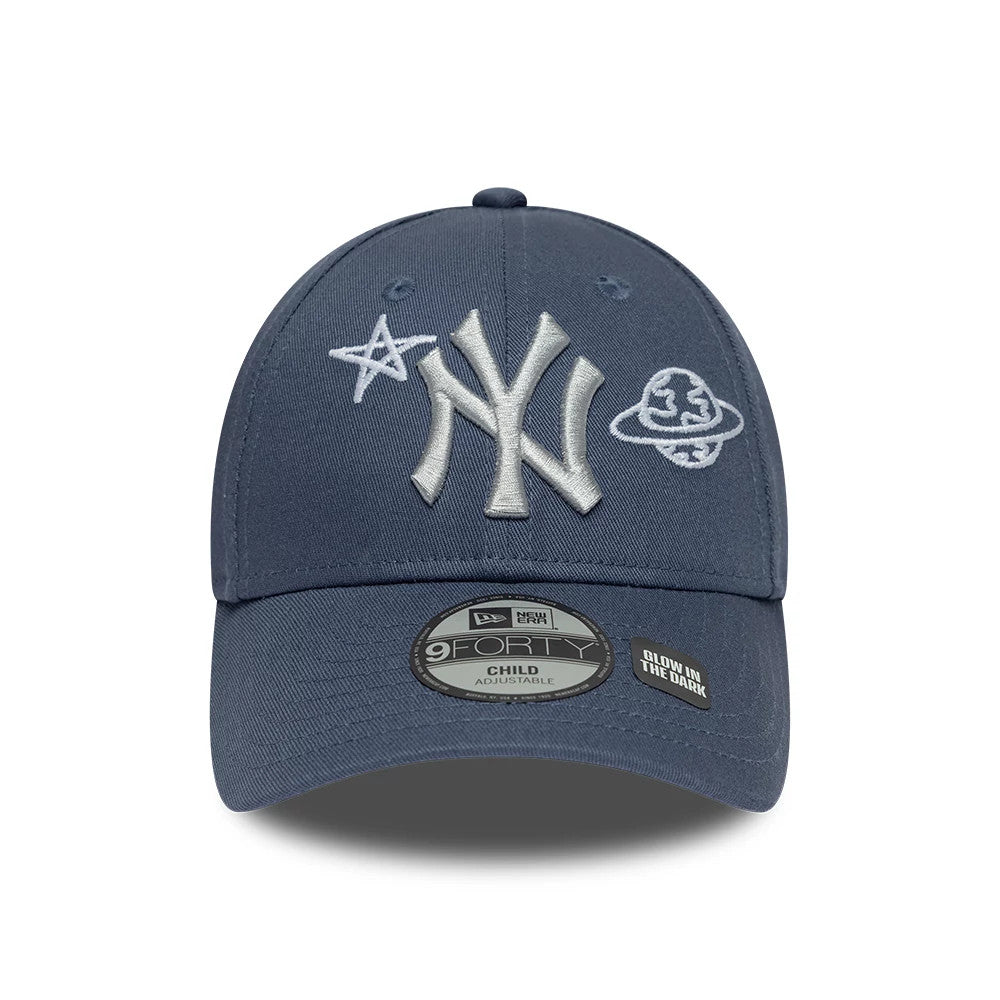 Pictured is this Child MLB Space Glow In The Dark New York Yankees 9FORTY cap in dark blue. 2