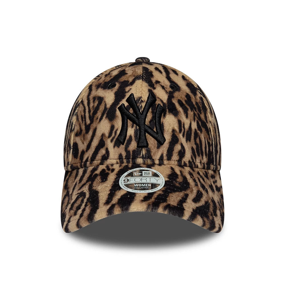 New York Yankees Womens MLB Ocelot Print Black New Era 9FORTY Adjustable Cap, front view showing a raised black embroidered NY logo on the ocelot print front panel, with a 9FORTY size sticker on the curved visor.