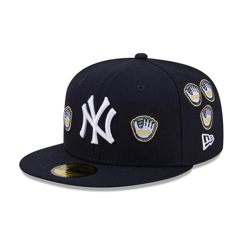 Pictured is this MLB X Spike Lee Gloves New York Yankees 59FIFTY Fitted cap in navy. 1