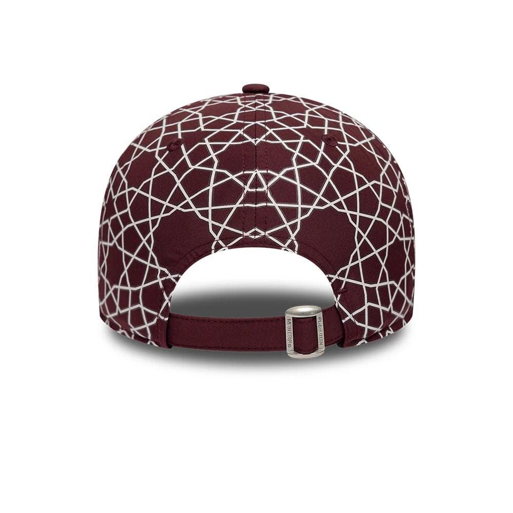 Pictured is this Dubai Abu Dhabi Air Event Sail GP 9FORTY cap in dark red. 4