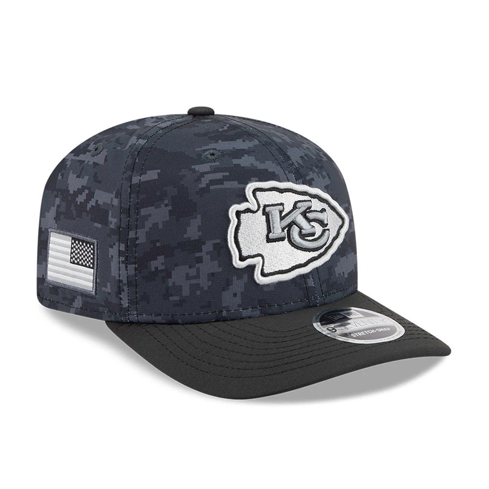 City Chiefs NFL Digi Camo & Black New Era 9SEVENTY Stretch Snap Adjustable Cap, three-quarter view showing the raised white and grey embroidered logo on the front panel, black American flag patch on the right side.