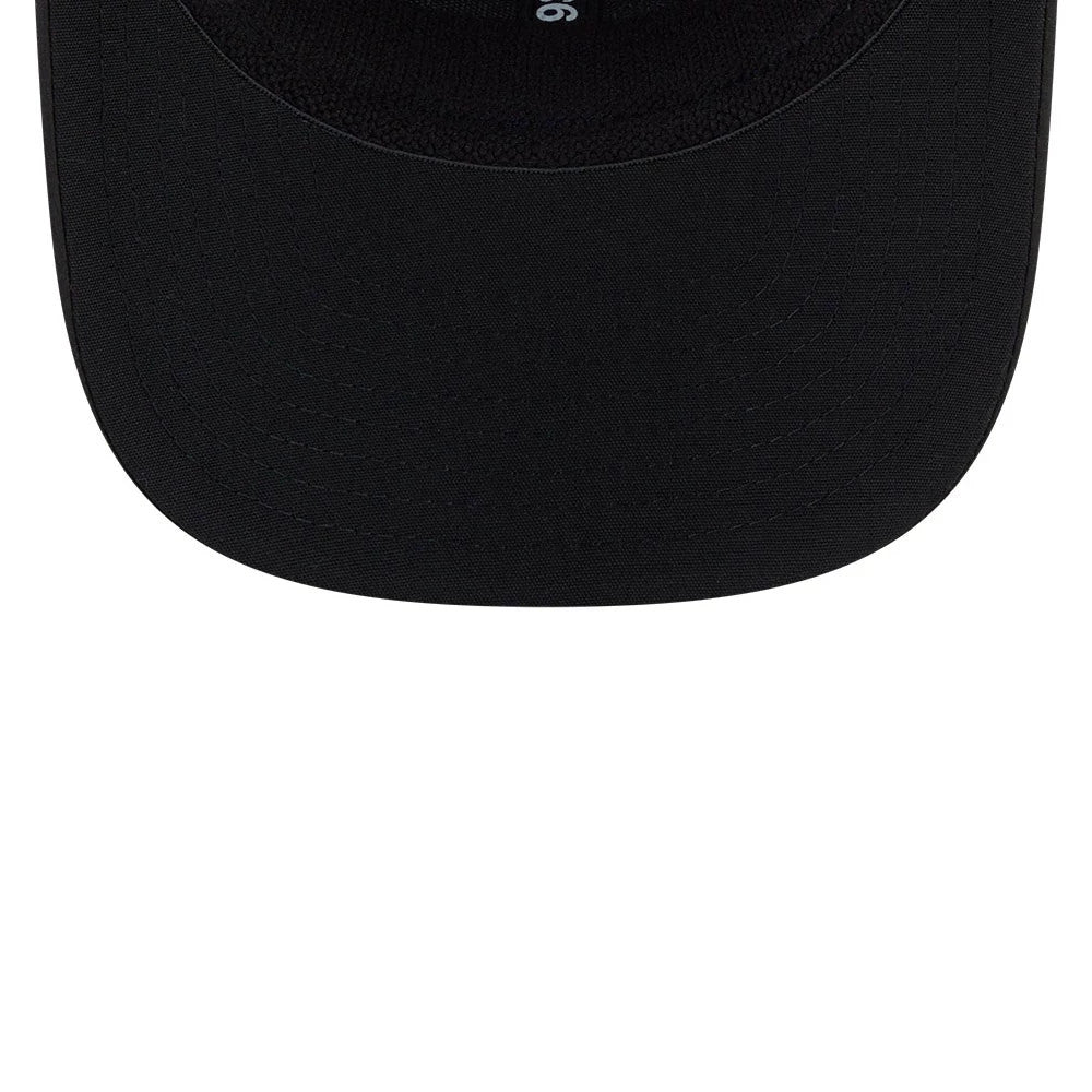 Pictured is this NFL Philadelphia Eagles 9SEVENTY Stretch Snap cap in digi camo & black. 7