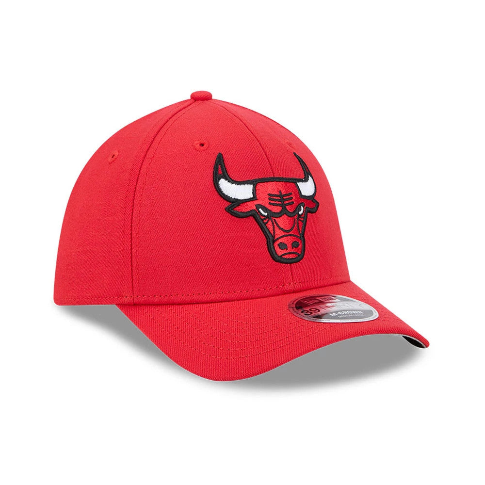 Pictured is this NBA Team Chicago Bulls 39THIRTY M-Crown Stretch Fit cap in red. 3