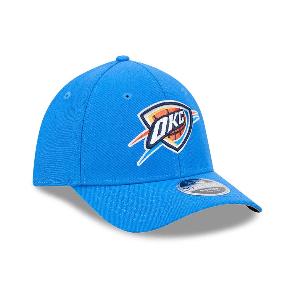Oklahoma City Thunder NBA Team Blue New Era 39THIRTY M-Crown Stretch Fit Cap, front view showing the raised embroidered OKC team logo centred on the structured blue crown, with a curved blue visor and a 39THIRTY size sticker on the visor.