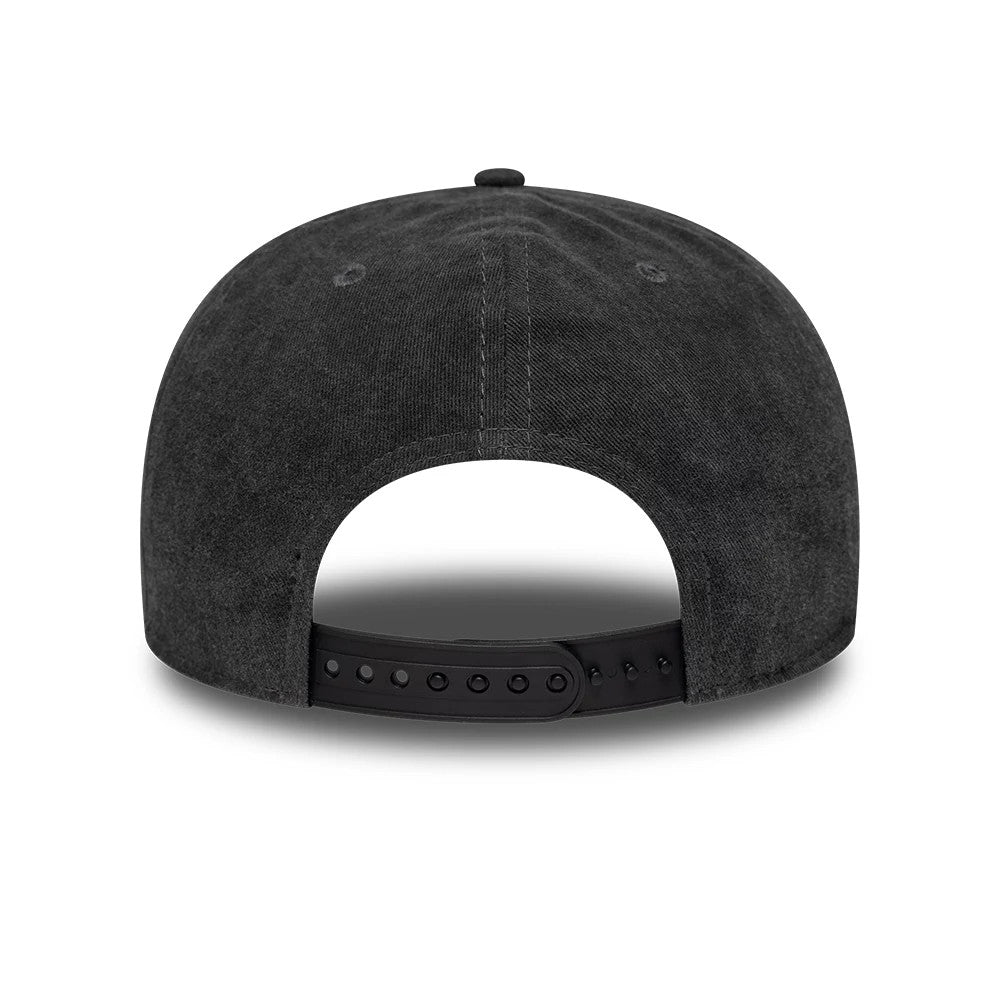 Pictured is this MLB Chicago White Sox 19TWENTY cap in black. 7
