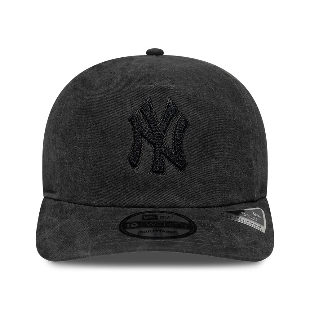 Pictured is this MLB New York Yankees 19TWENTY cap in black. 3