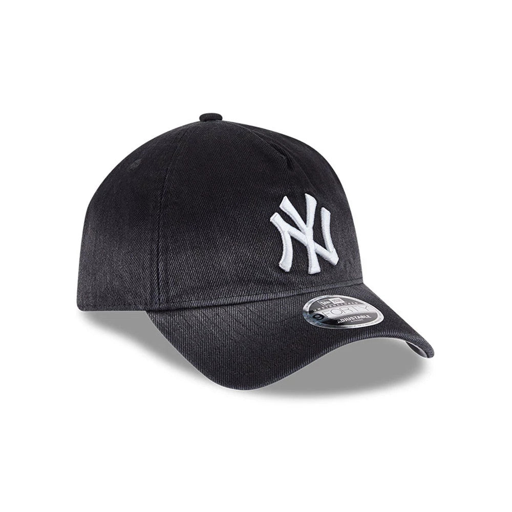 Pictured is this MLB Washed Denim New York Yankees 9FORTY A-Frame Unstructured cap in black. 4