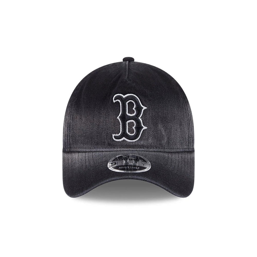 Red Sox MLB Washed Denim Black New Era 9FORTY A-Frame Unstructured Adjustable Cap, front view showing the white embroidered B logo on the black denim textured crown, with a curved visor and 9FORTY size sticker on the visor.