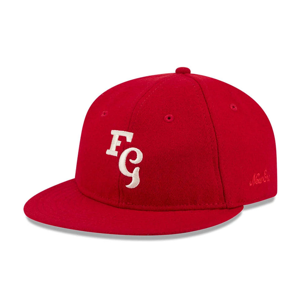 Pictured is this Fear Of God X MLB Cincinnati Reds Retro Crown 59FIFTY Fitted cap in open red. 1