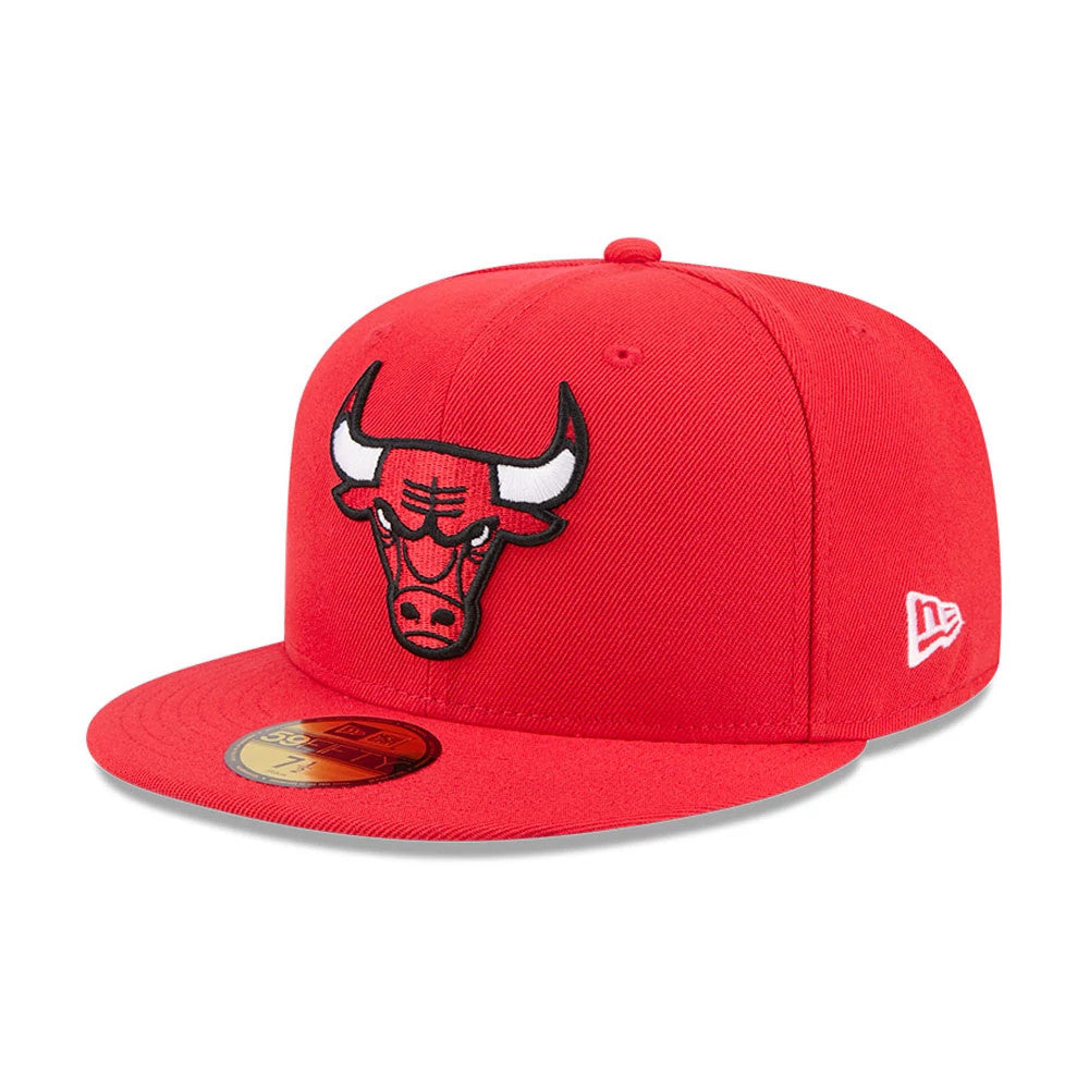 Pictured is this NBA X J-FROST Chicago Bulls 59FIFTY Fitted cap in red. 4
