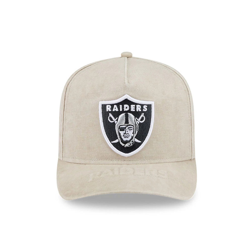 Pictured is this NFL Las Vegas Raiders 9FIFTY A-Frame Snapback cap in light beige. 3