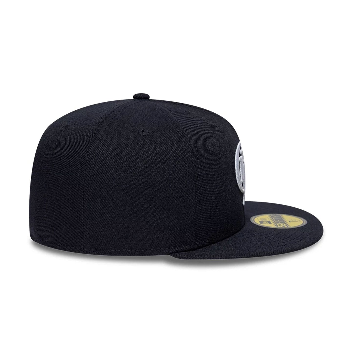Pictured is this Gettomasa X New Era 59FIFTY Fitted cap in navy. 7