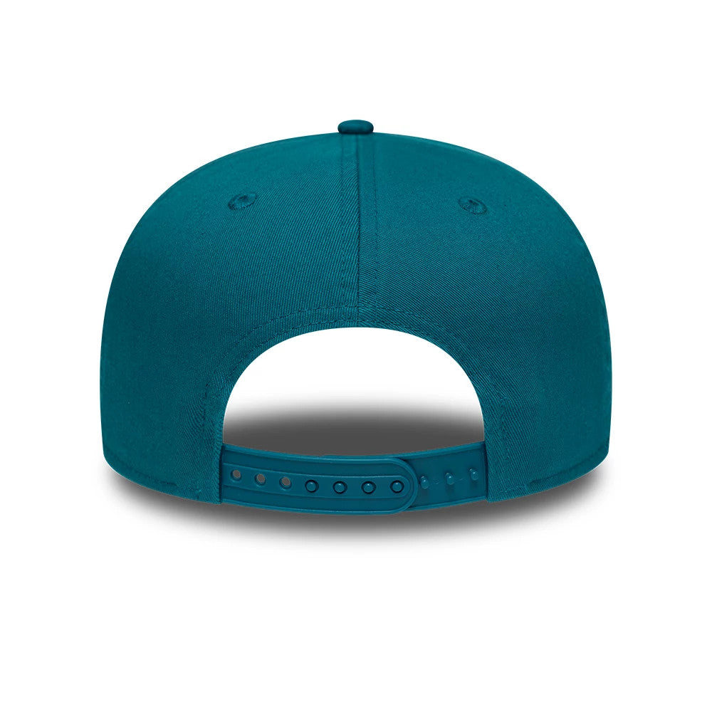 Pictured is this NBA Hardwood Classic Detroit Pistons 19TWENTY cap in turquoise. 4