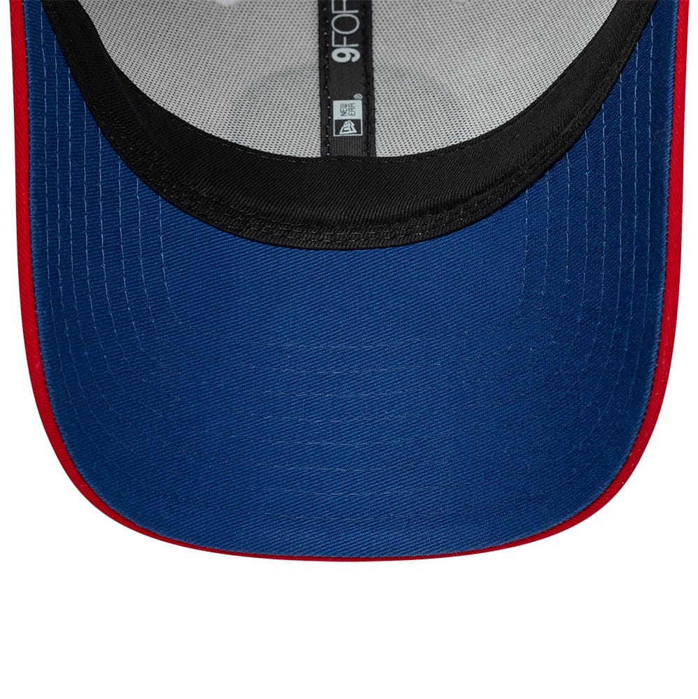 Pictured is this Paris Saint-Germain 86 9FORTY cap in white & red. 2