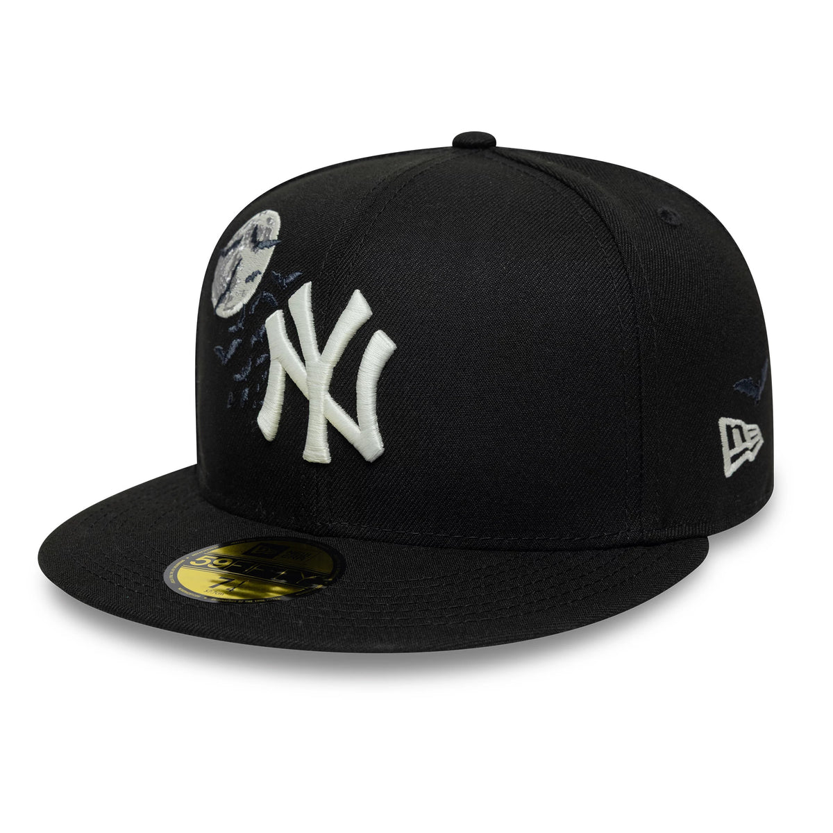 New York Yankees MLB Bats Black New Era 59FIFTY Fitted Cap, three-quarter view showing the raised white Yankees logo on the front panel, embroidered moon and bat graphics, and the New Era flag logo on the left side.