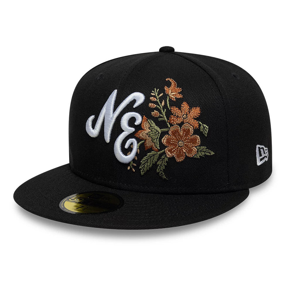 Pictured is this New Era Floral 59FIFTY Fitted cap in black. 3