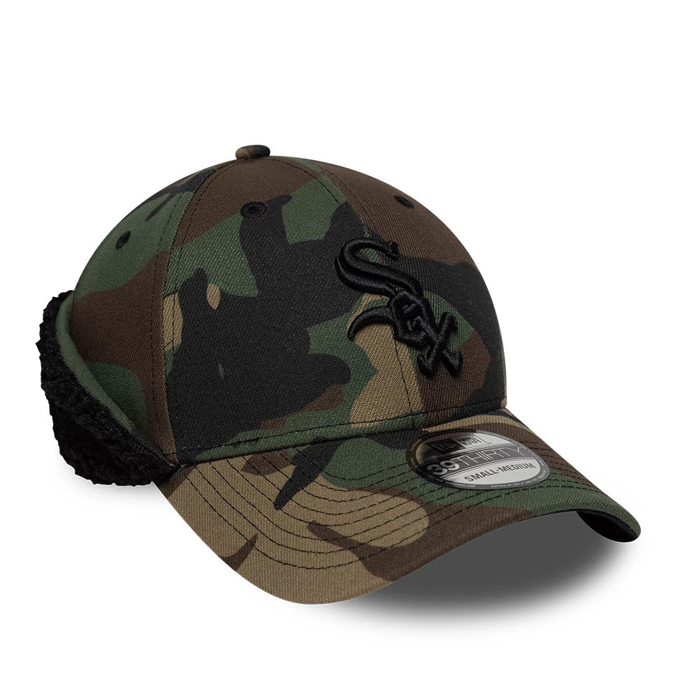 Pictured is this MLB Chicago White Sox 39THIRTY Downflap Stretch Fit cap in woodland camo. 3