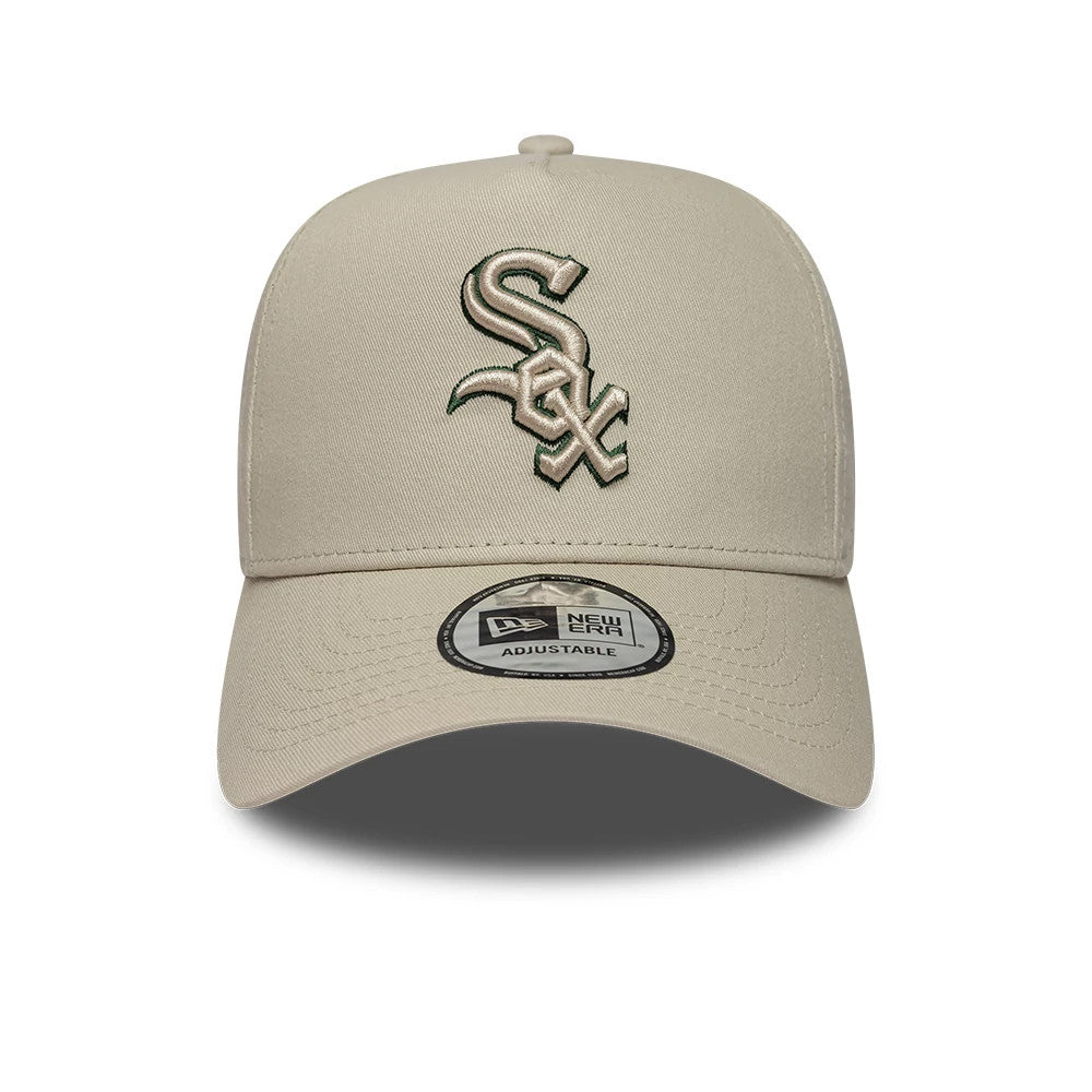White Sox MLB Team Outline Light Beige New Era 9FORTY E-Frame Adjustable Cap, front view showing a raised embroidered White Sox logo in dark green and white on the structured beige front panel.