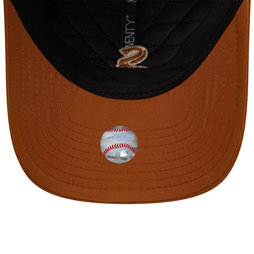 Pictured is this MLB Padded Outline Chicago White Sox 9TWENTY cap in brown. 7
