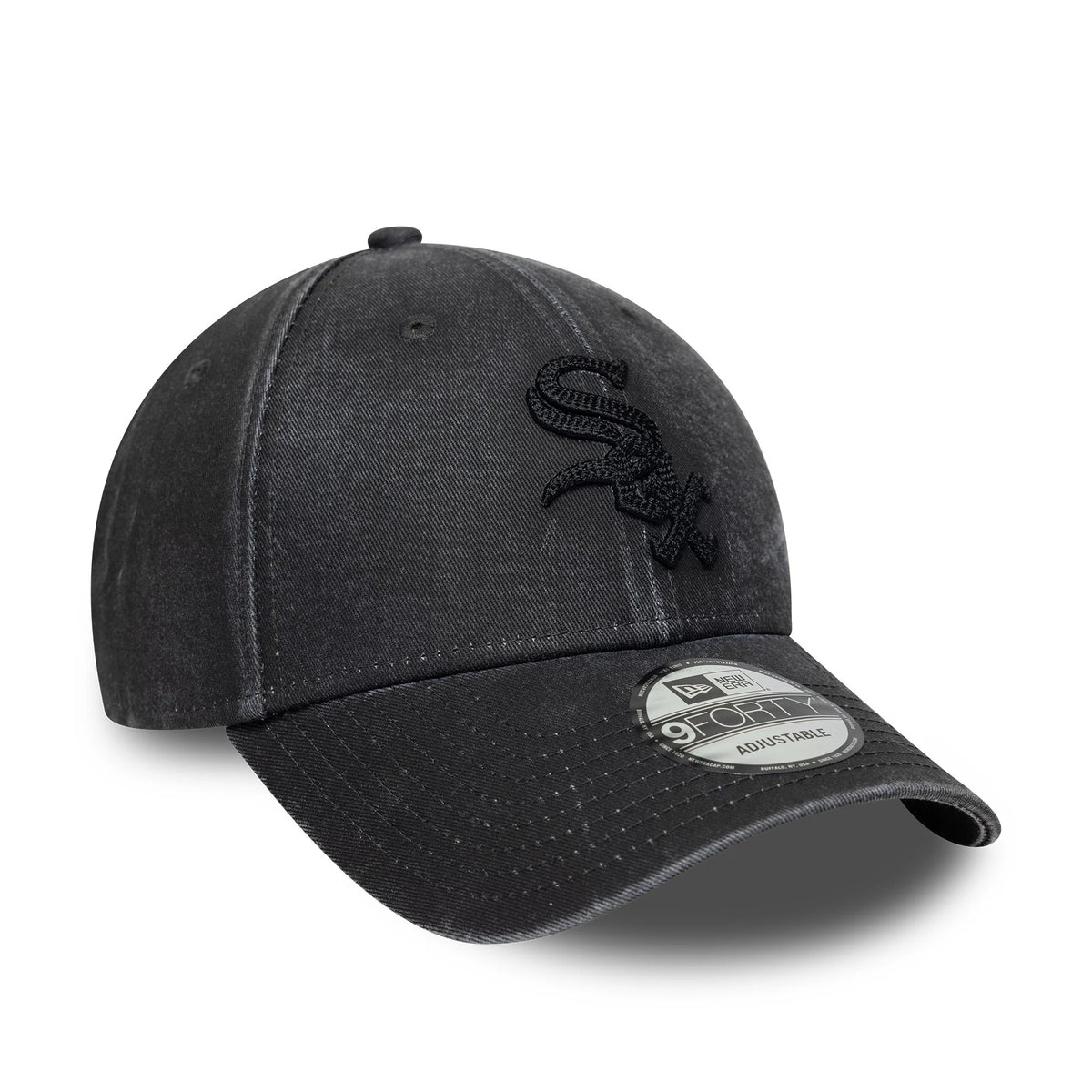 Pictured is this MLB Ombre Chicago White Sox 9FORTY cap in black. 3