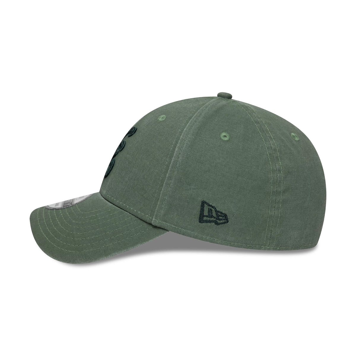 Pictured is this New Era Ombre New Era 39THIRTY Stretch Fit cap in dark green. 4