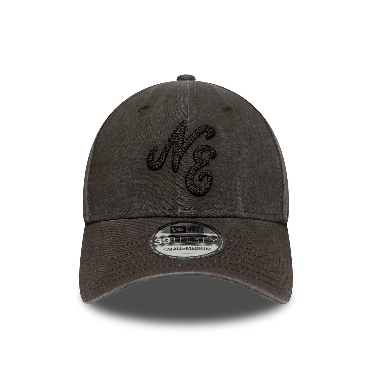 New Era Ombre Dark Brown New Era 39THIRTY Stretch Fit Cap, front view showing the raised NE logo embroidered in dark brown on the structured crown, with a curved visor and 39THIRTY size sticker centred on the visor.