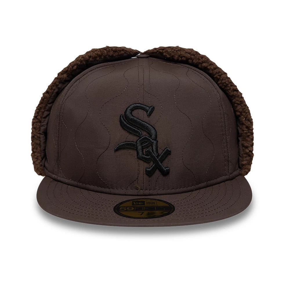 Pictured is this MLB Quilted Chicago White Sox Dogear 59FIFTY Fitted cap in dark brown. 3