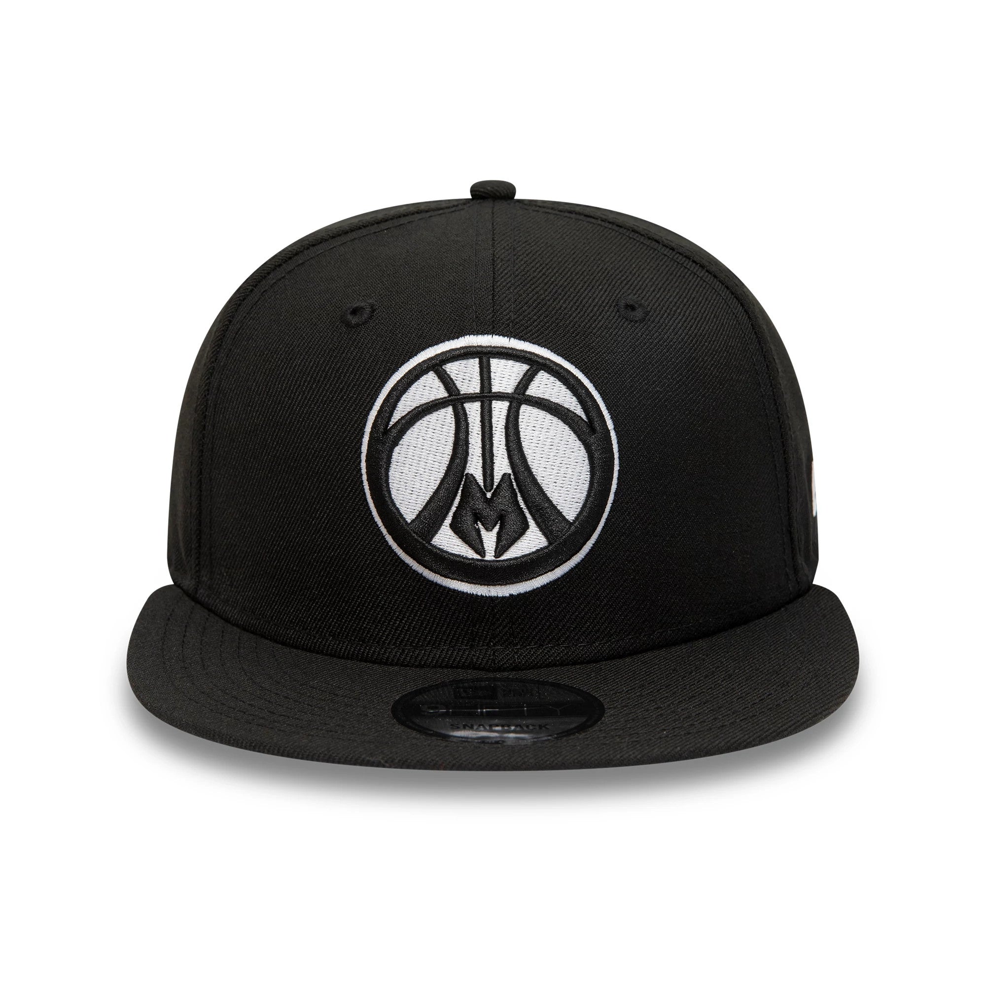 This is a Milwaukee Bucks NBA 9FIFTY Highlights Black 9FIFTY Snapback Adjustable Cap 2