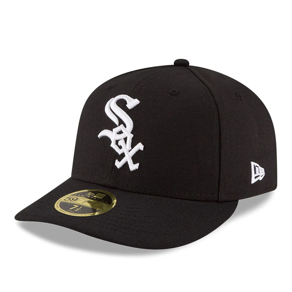 Chicago White Sox Authentic Collection Low Profile New Era 59FIFTY, front view showing the white embroidered Sox logo on the front panel, with a black visor and gold 59FIFTY size sticker, and New Era flag logo on the left side.