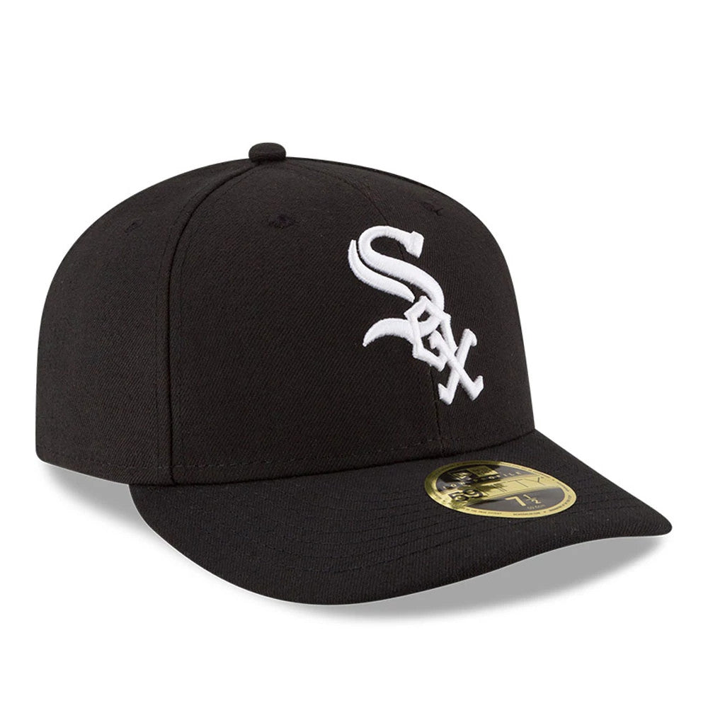 Chicago White Sox Authentic Collection Low Profile New Era 59FIFTY, three-quarter view showing the raised white embroidered Sox logo on the front panel, black curved visor, and the gold 59FIFTY size sticker on the visor.
