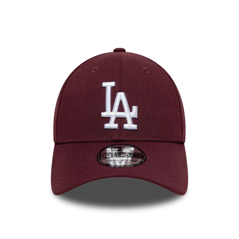 LA Dodgers MLB Dark Purple New Era 39THIRTY Stretch Fit Cap, front view showing a raised white embroidered LA logo on the front panel, with a matching dark purple curved visor and a 39THIRTY size sticker on the centre of the visor.