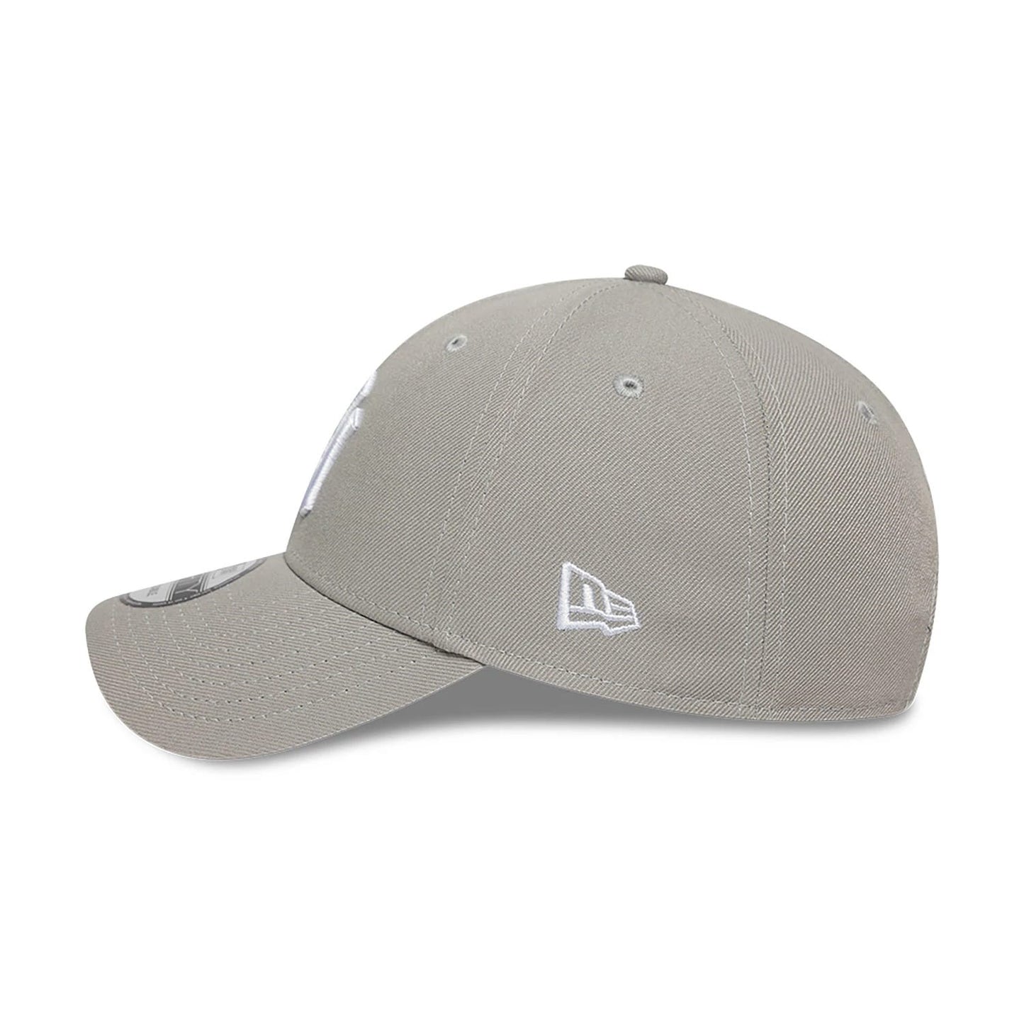 This is a New York Yankees Essential Pack Grey 9FORTY Snapback Cap 7