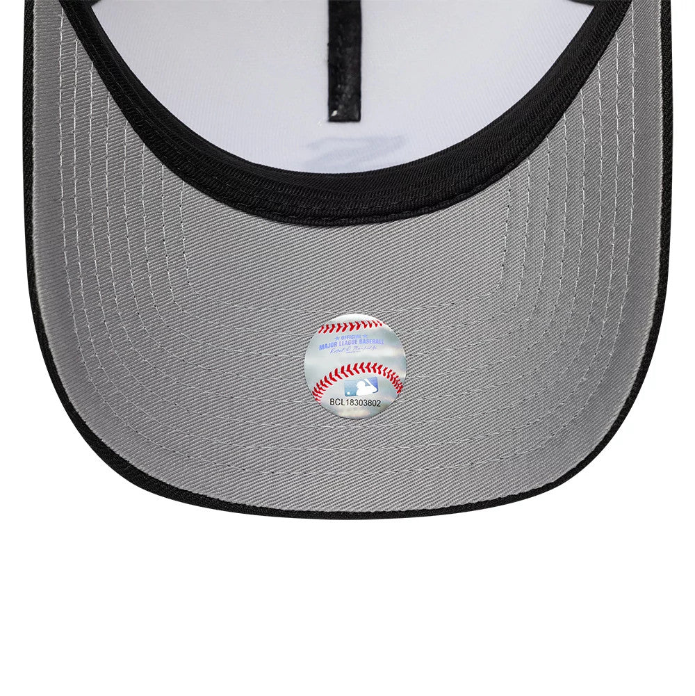 Pictured is this MLB Cooperstown Chicago White Sox 9FORTY A-Frame cap in white & black. 2