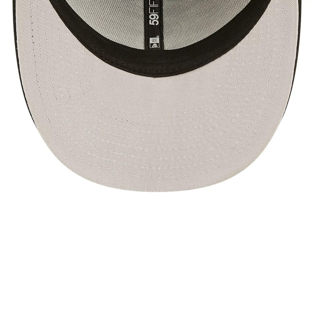 Pictured is this Pittsburgh Pirates MLB Black Low Profile 59FIFTY Fitted cap. 2
