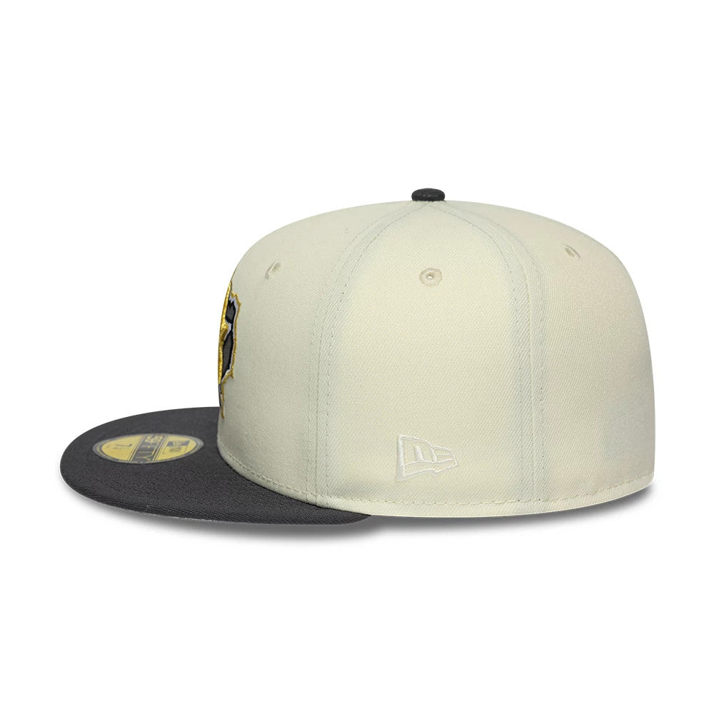 Houston Astros MLB Cooperstown White & Black New Era 59FIFTY Fitted Cap, side view showing the white New Era flag logo on the light-coloured structured crown, with a black flat visor featuring the gold 59FIFTY size sticker.