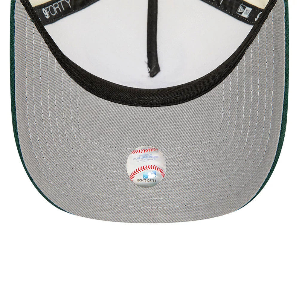 This is a New York Yankees White A-Frame Trucker Cap 2