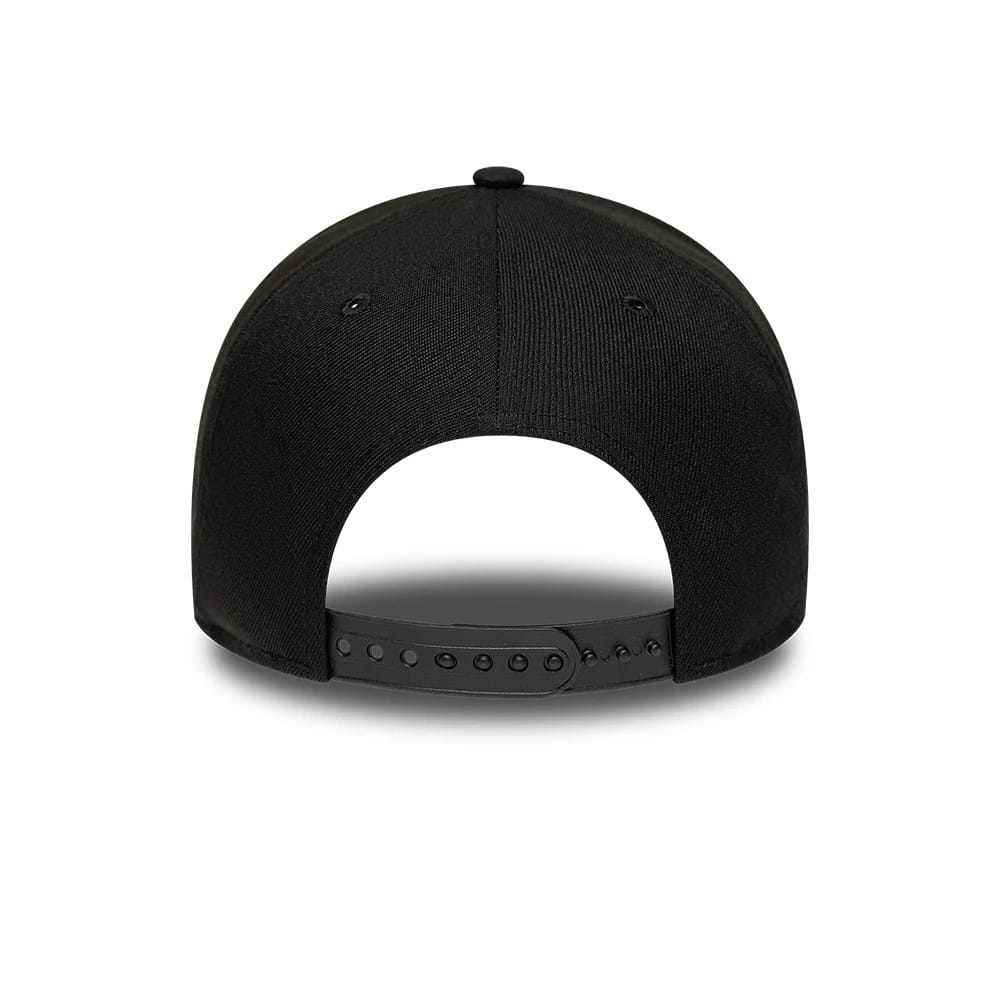 Pictured is this MLB Cooperstown New York Yankees 9FORTY A-Frame cap in black. 7