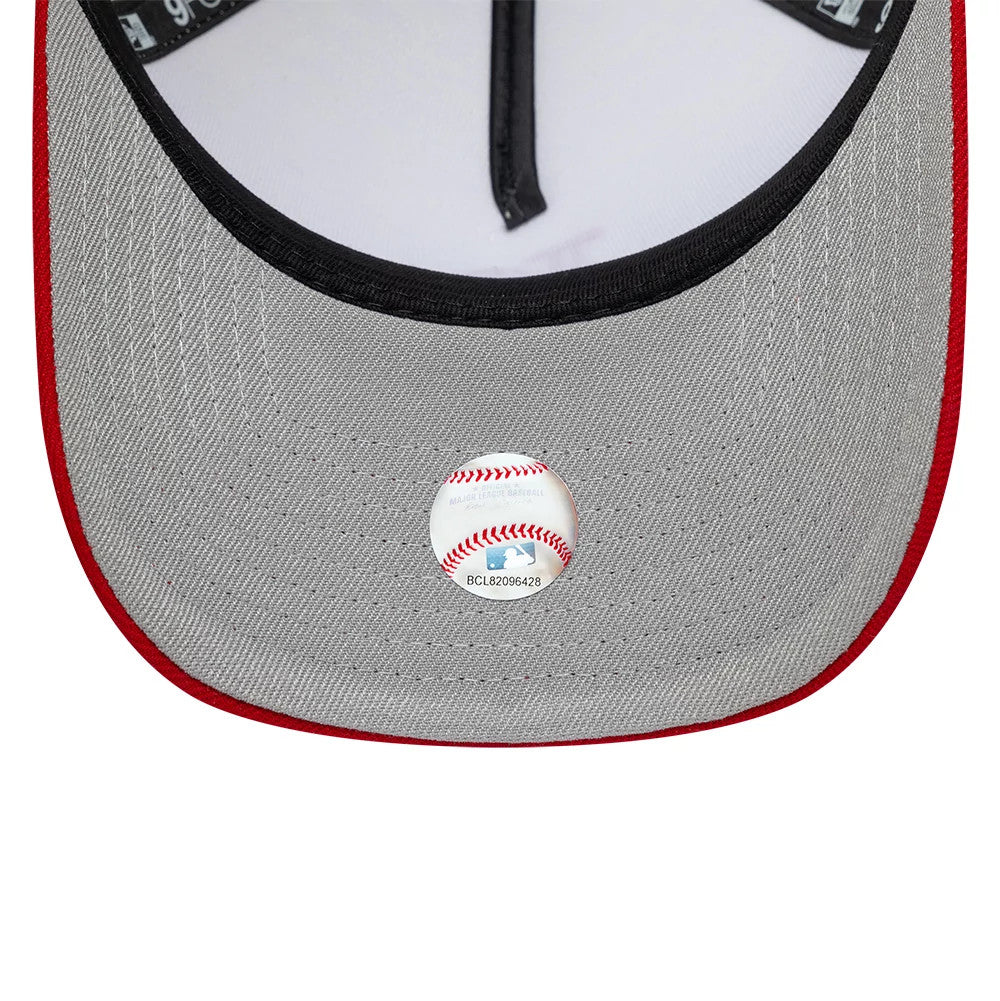 Pictured is this MLB Chrome Scarlet LA Dodgers 9FORTY A-Frame Adjustable cap in white. 2