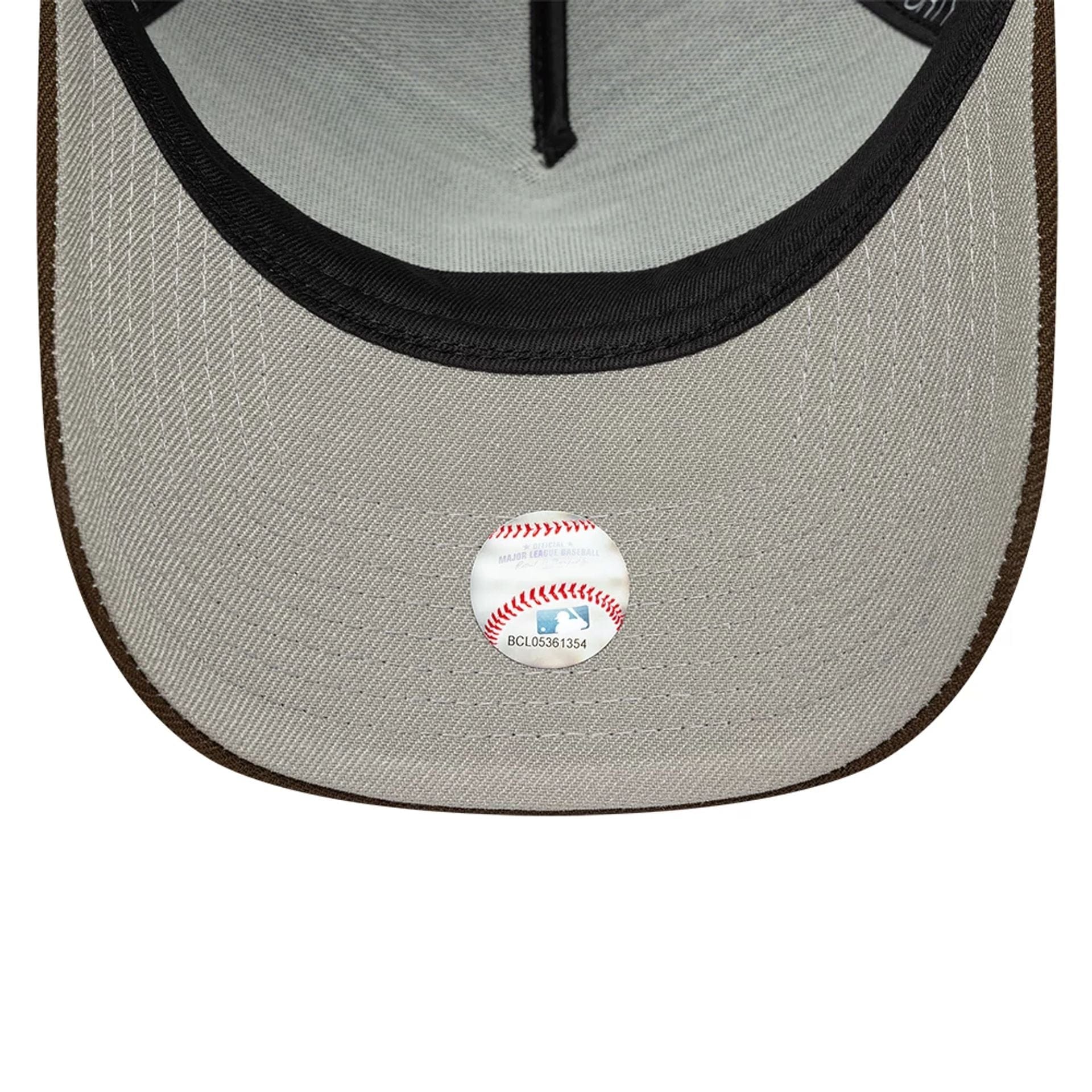 This is a Detroit Tigers MLB Dark Brown 9FORTY A-Frame Adjustable Cap 2