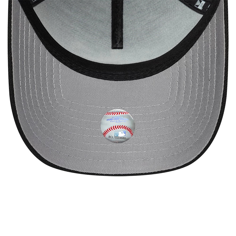 Pictured is this MLB New York Mets 9FORTY A-Frame cap in black. 2